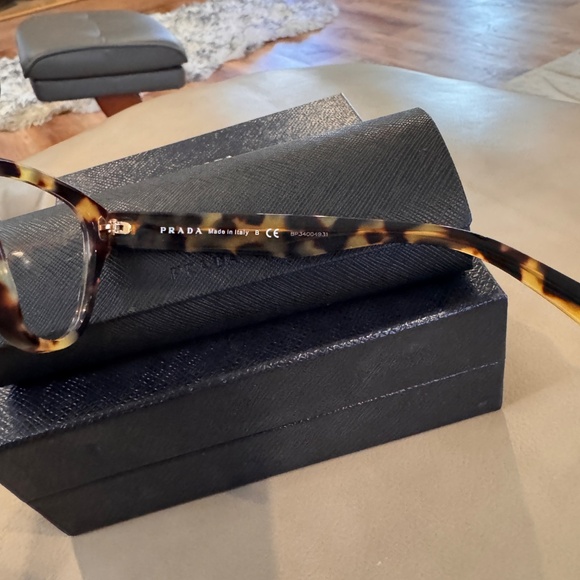 Prada eyeglasses VPR 23s - Picture 3 of 4